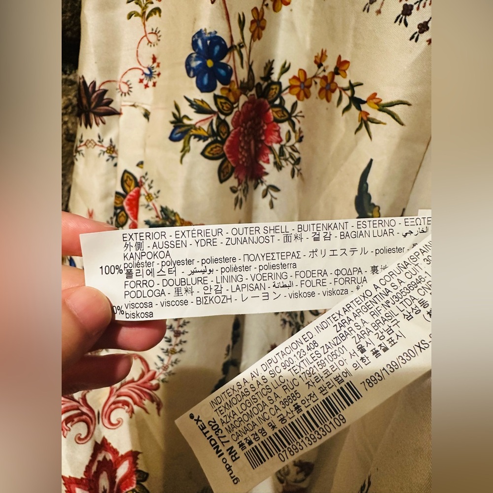 NWT ZARA WOMAN ITALIAN FABRIC MULTICOLORED FULLY LINED PRINTED KIMONO. Size XS-S - Picture 11 of 13